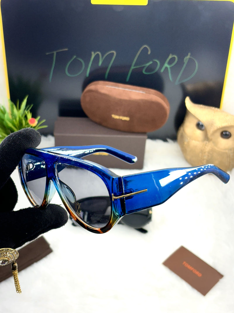 Tom Ford Oversized Shield Sunglasses – Stylish Unisex Luxury Eyewear